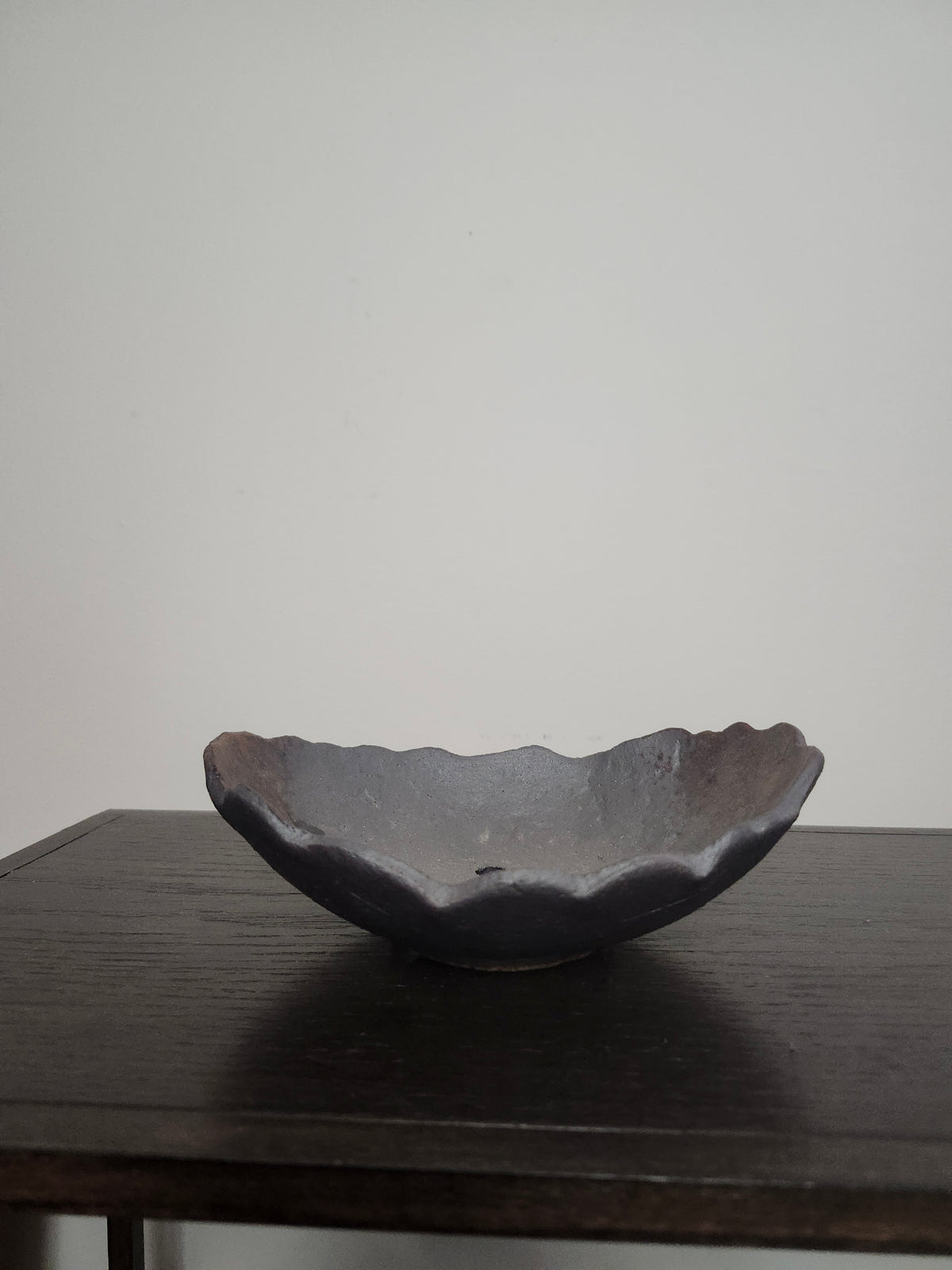 7" Japanese broken dinosaur egg shaped  pot