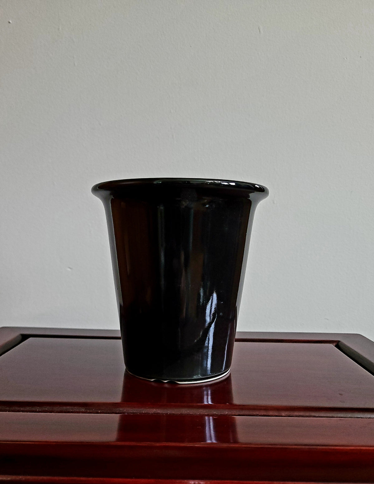 5" Lovely Round Cascade Japanese black pots